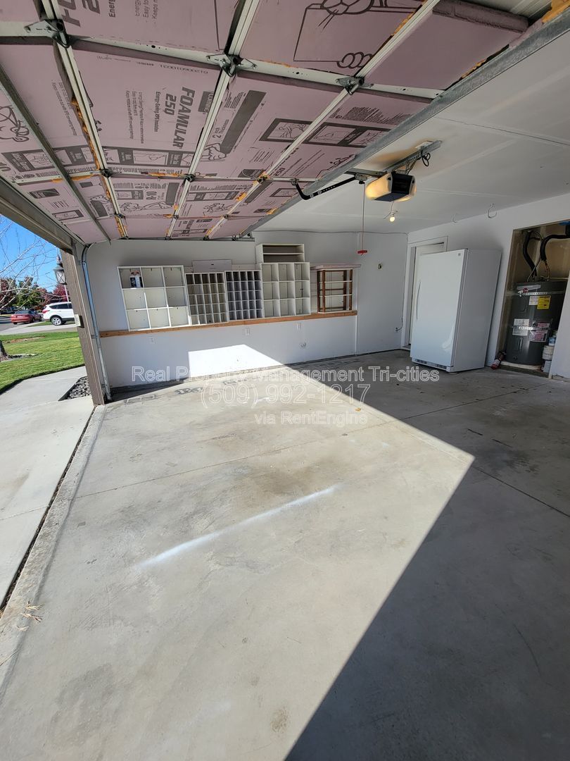 Gallery Image 15