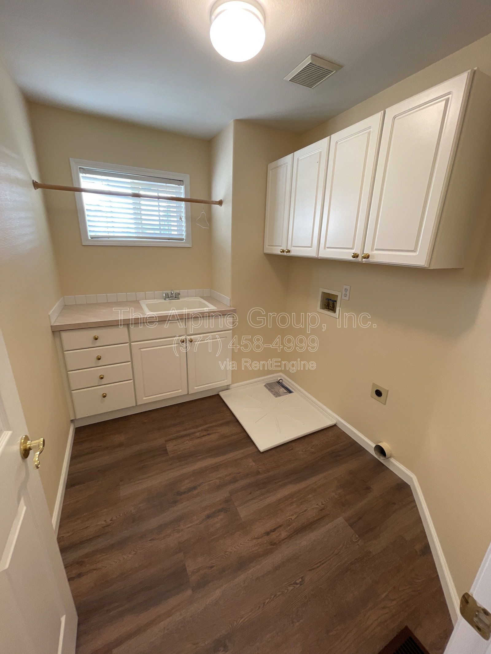 Gallery Image 17