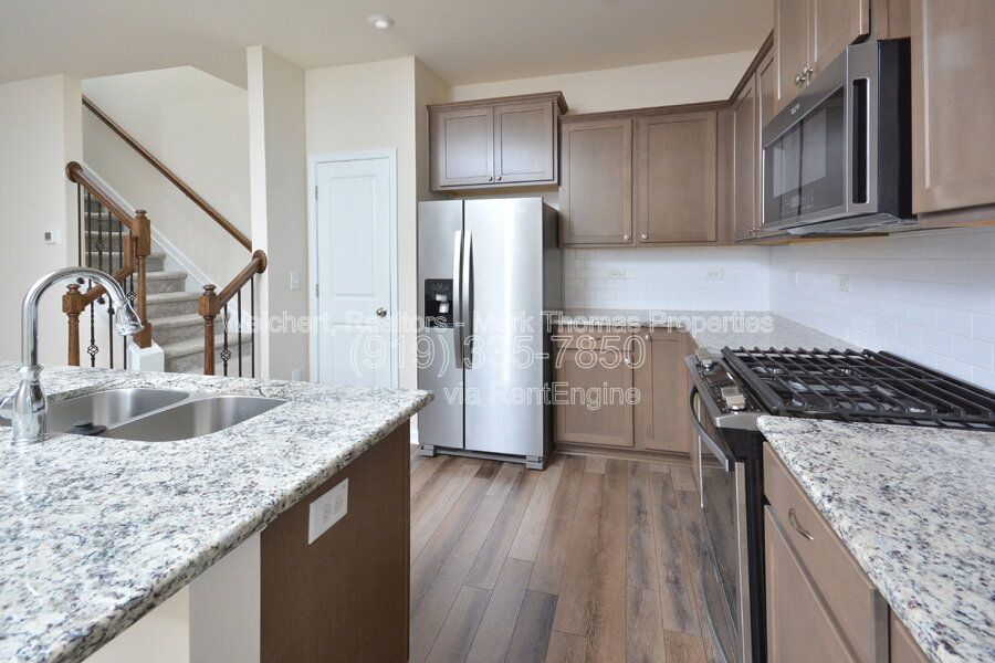 Gallery Image 0