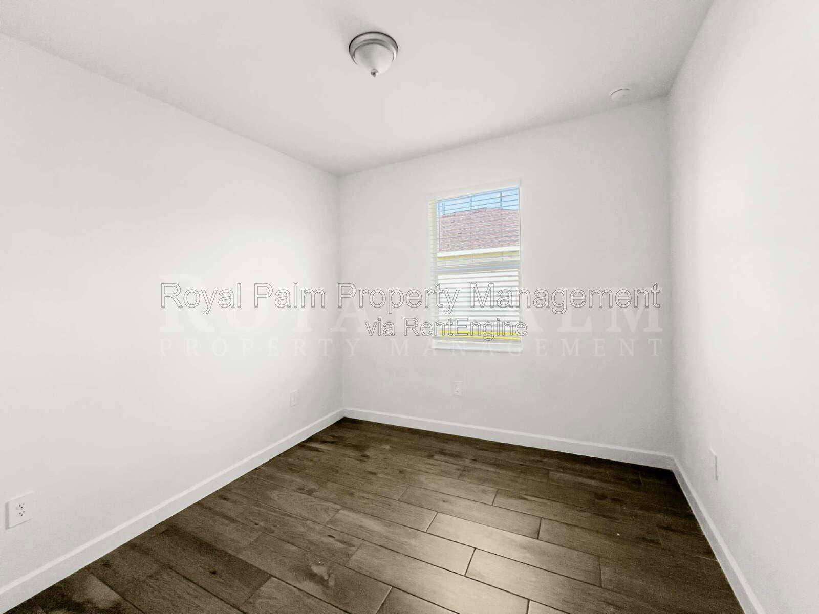 Gallery Image 17