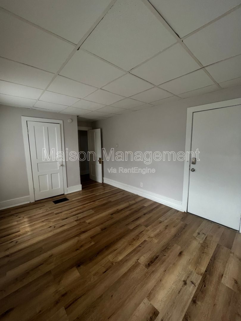 Gallery Image 12