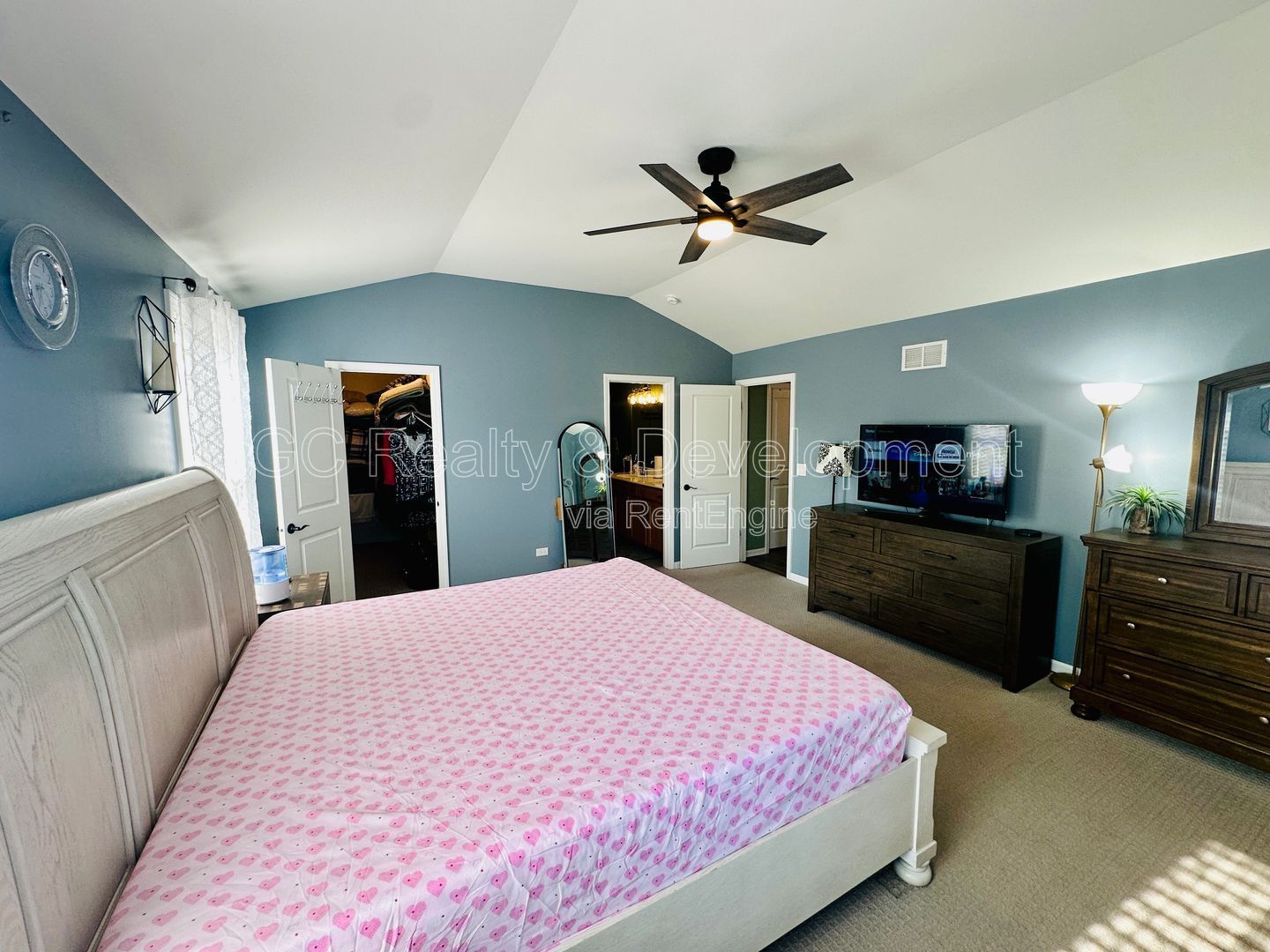 Gallery Image 16