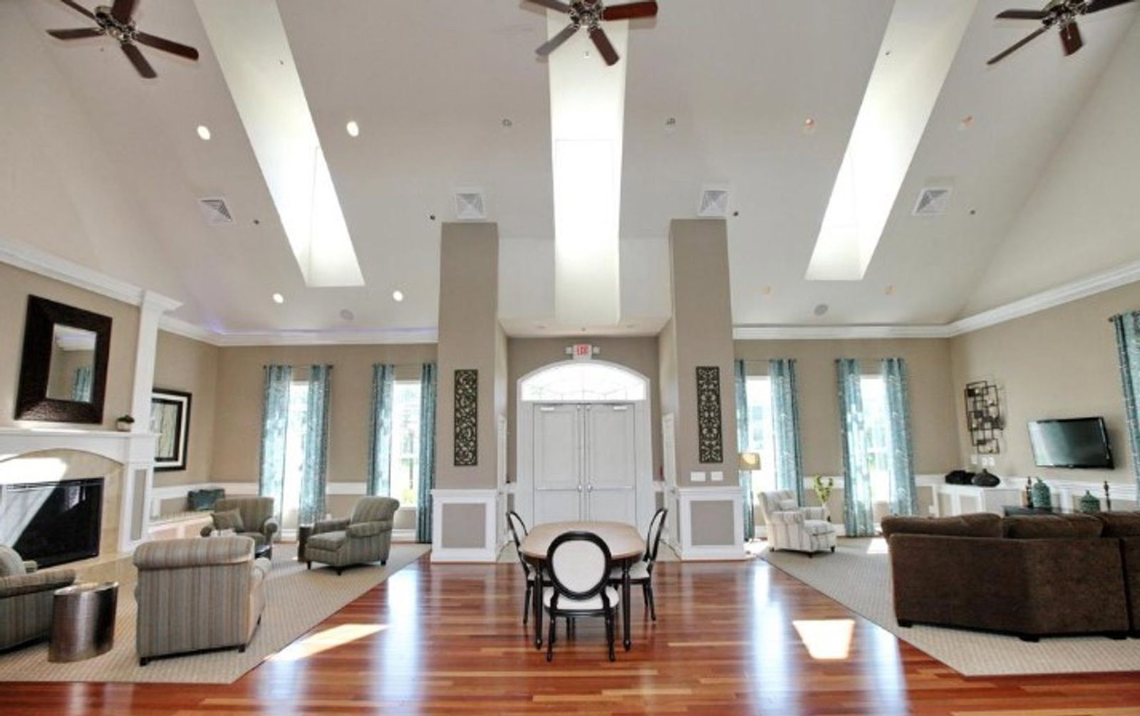 Gallery Image 15