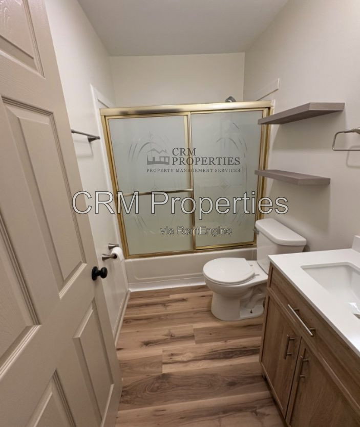 Gallery Image 17