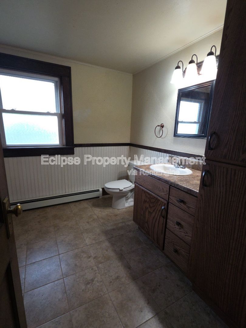 Gallery Image 15