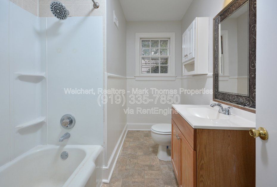 Gallery Image 18