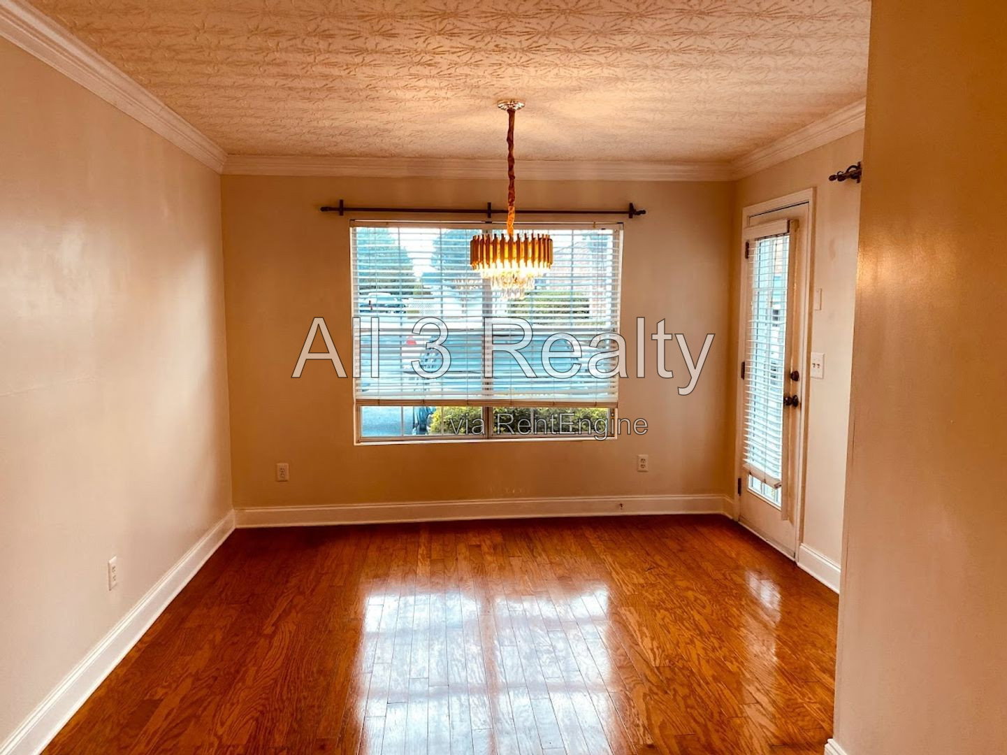 Gallery Image 18