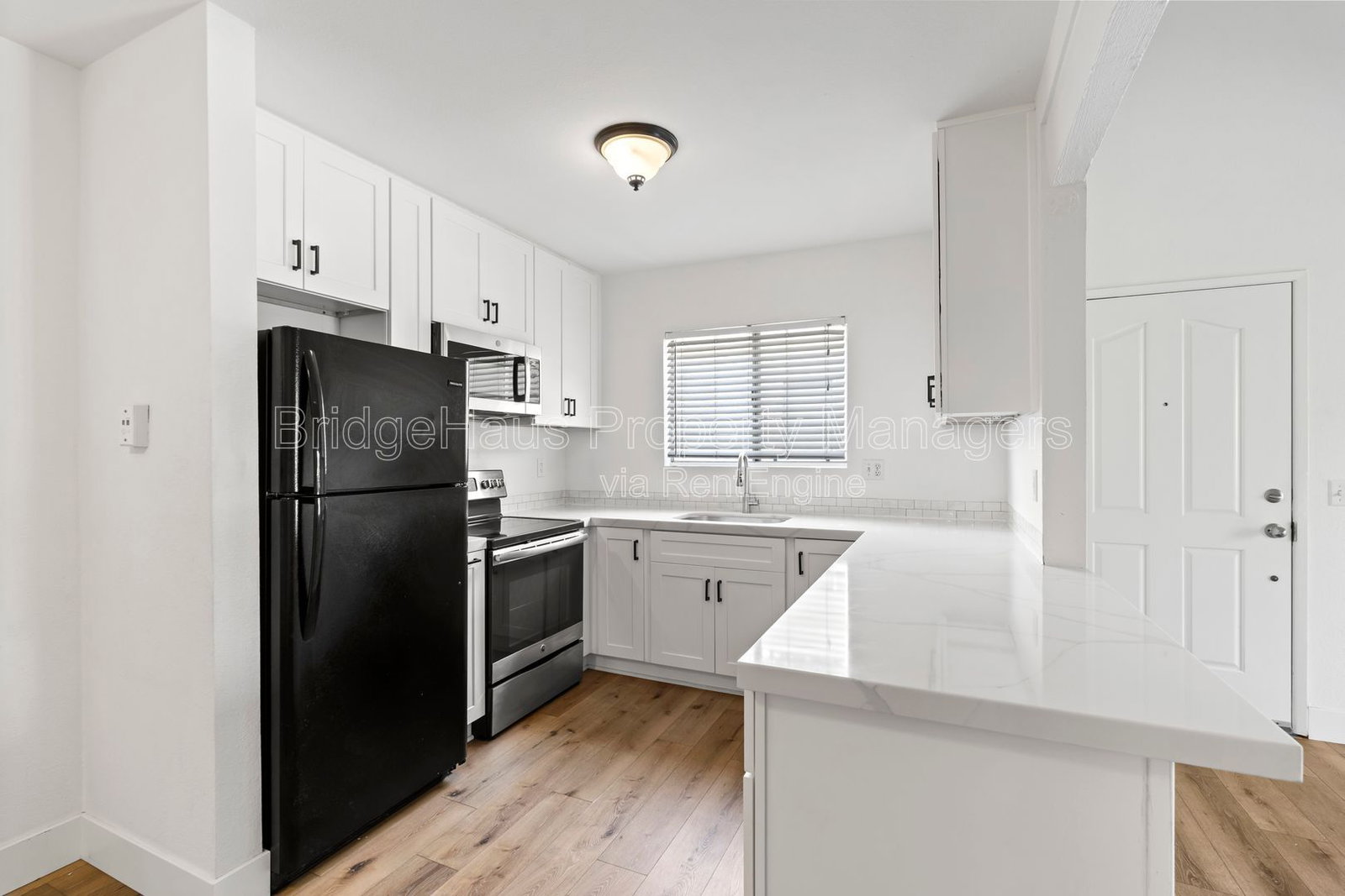 Gallery Image 14