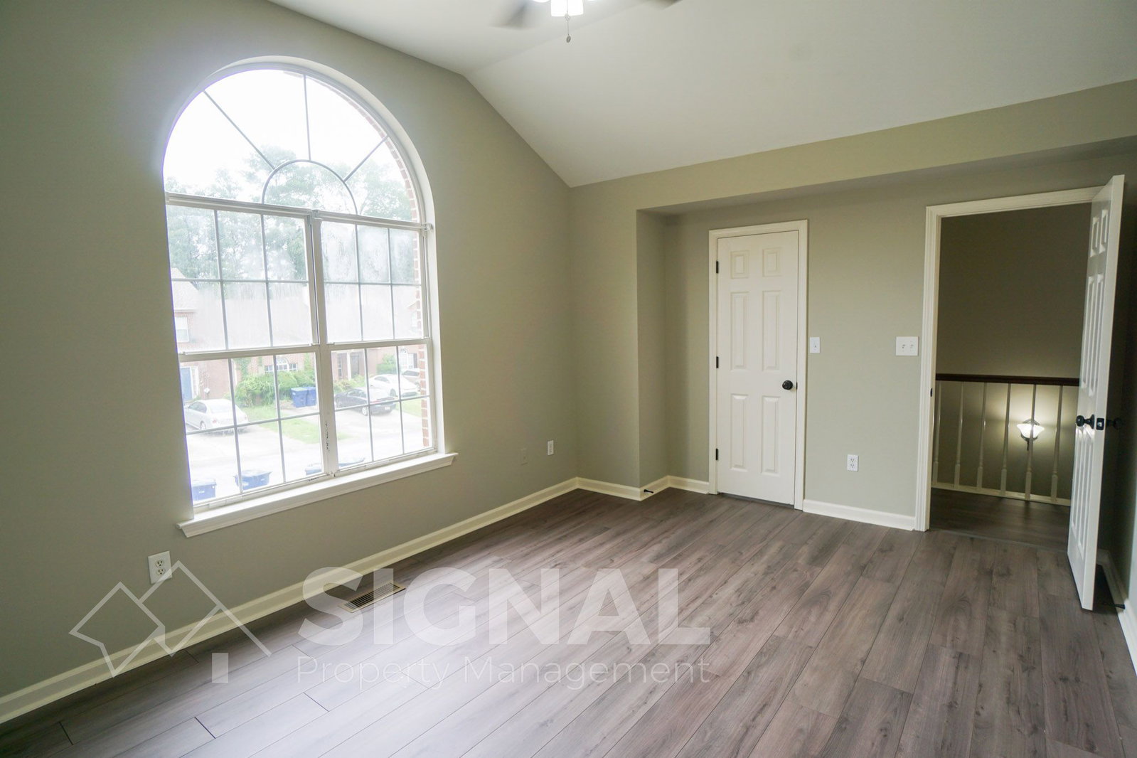 Gallery Image 14