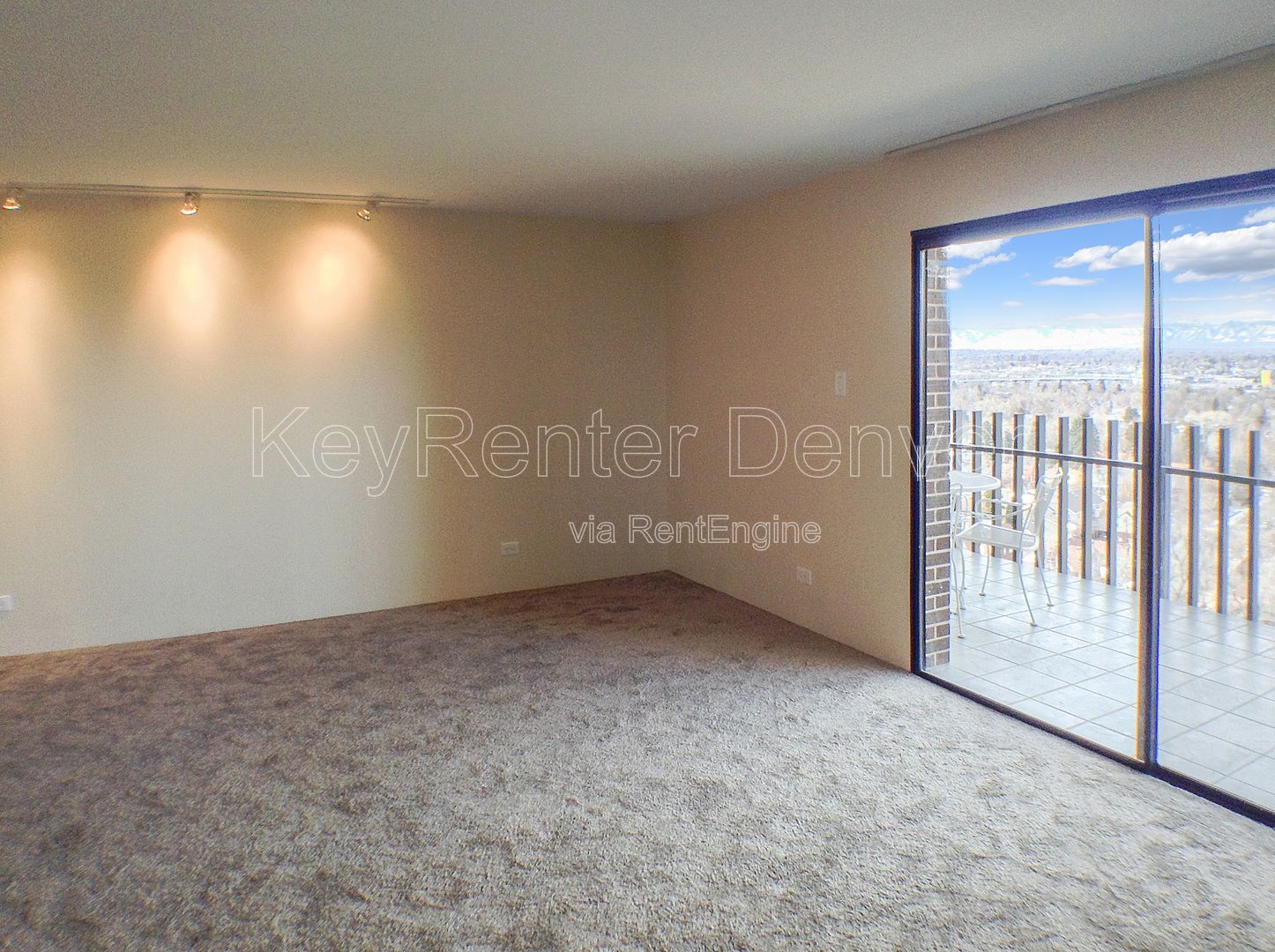 Gallery Image 0