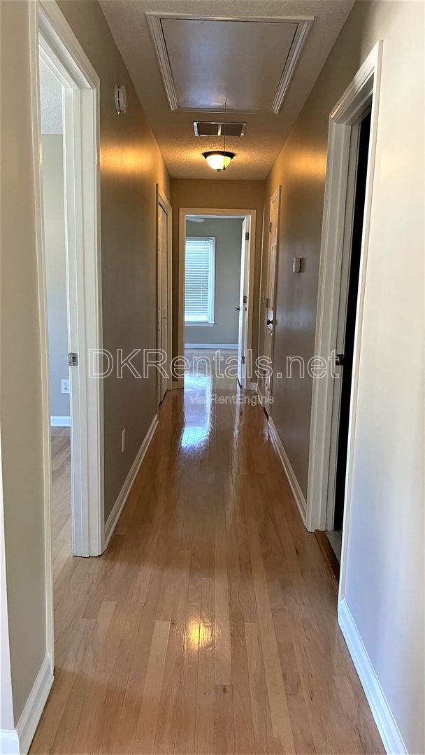 Gallery Image 18
