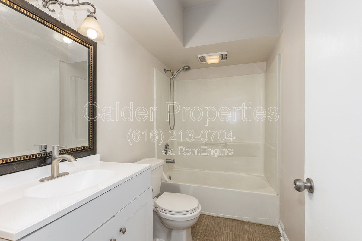 Gallery Image 16