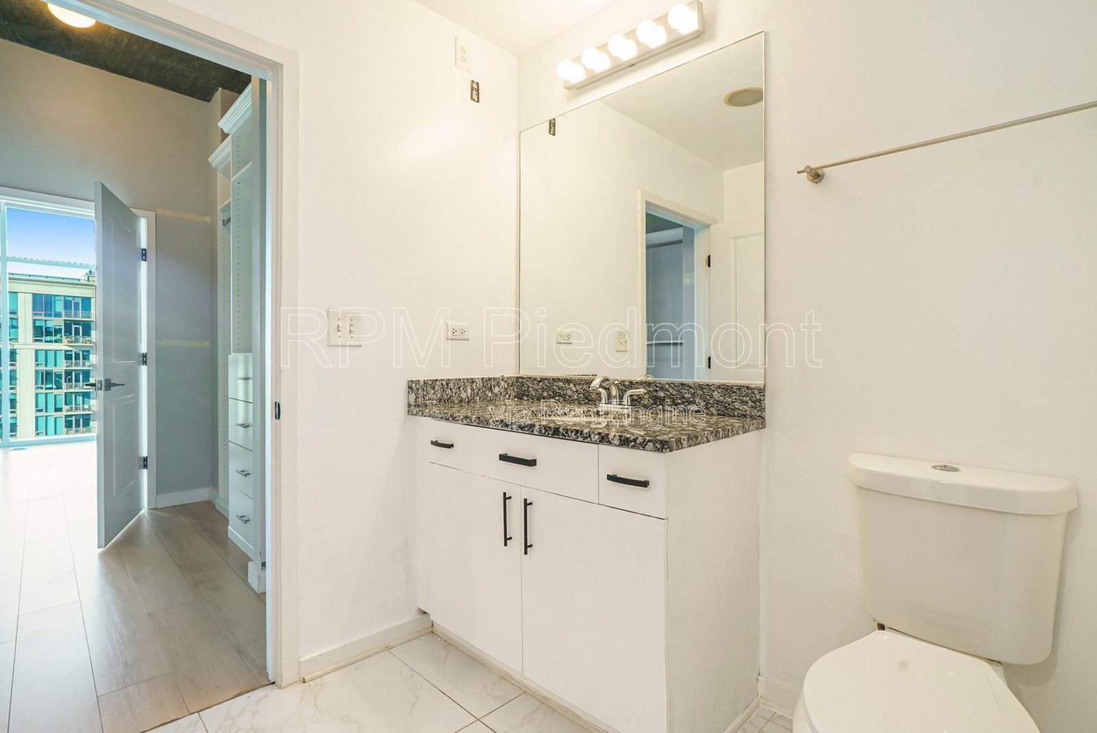 Gallery Image 21