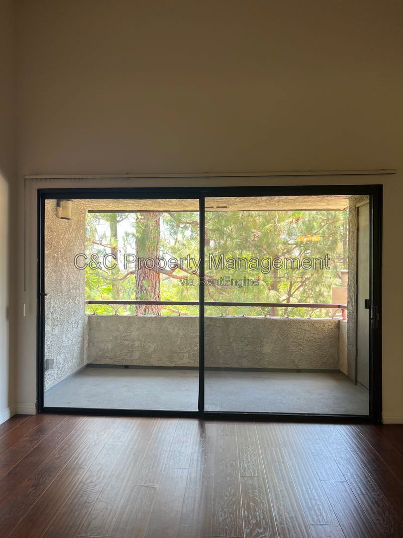 Gallery Image 18
