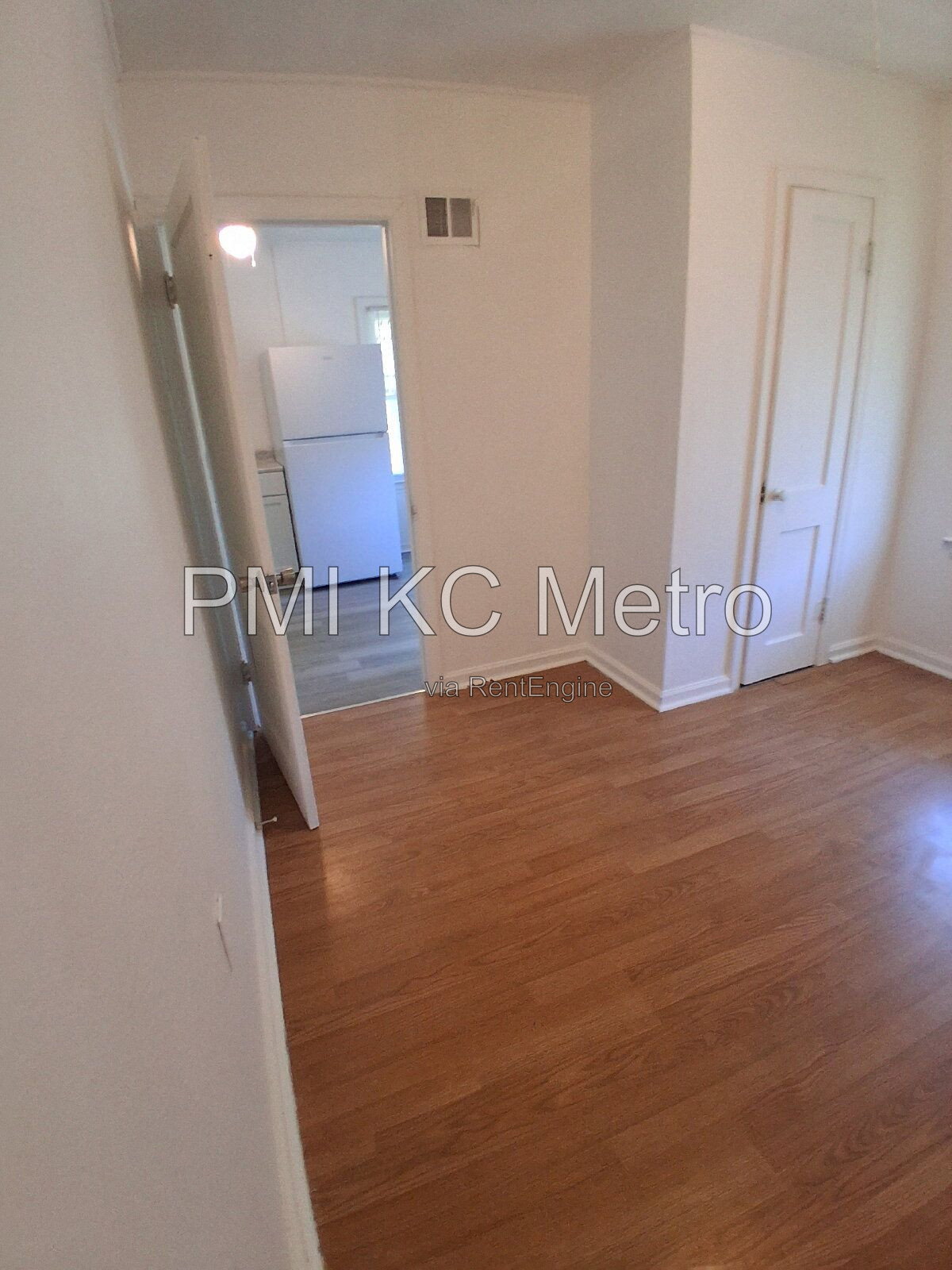 Gallery Image 16