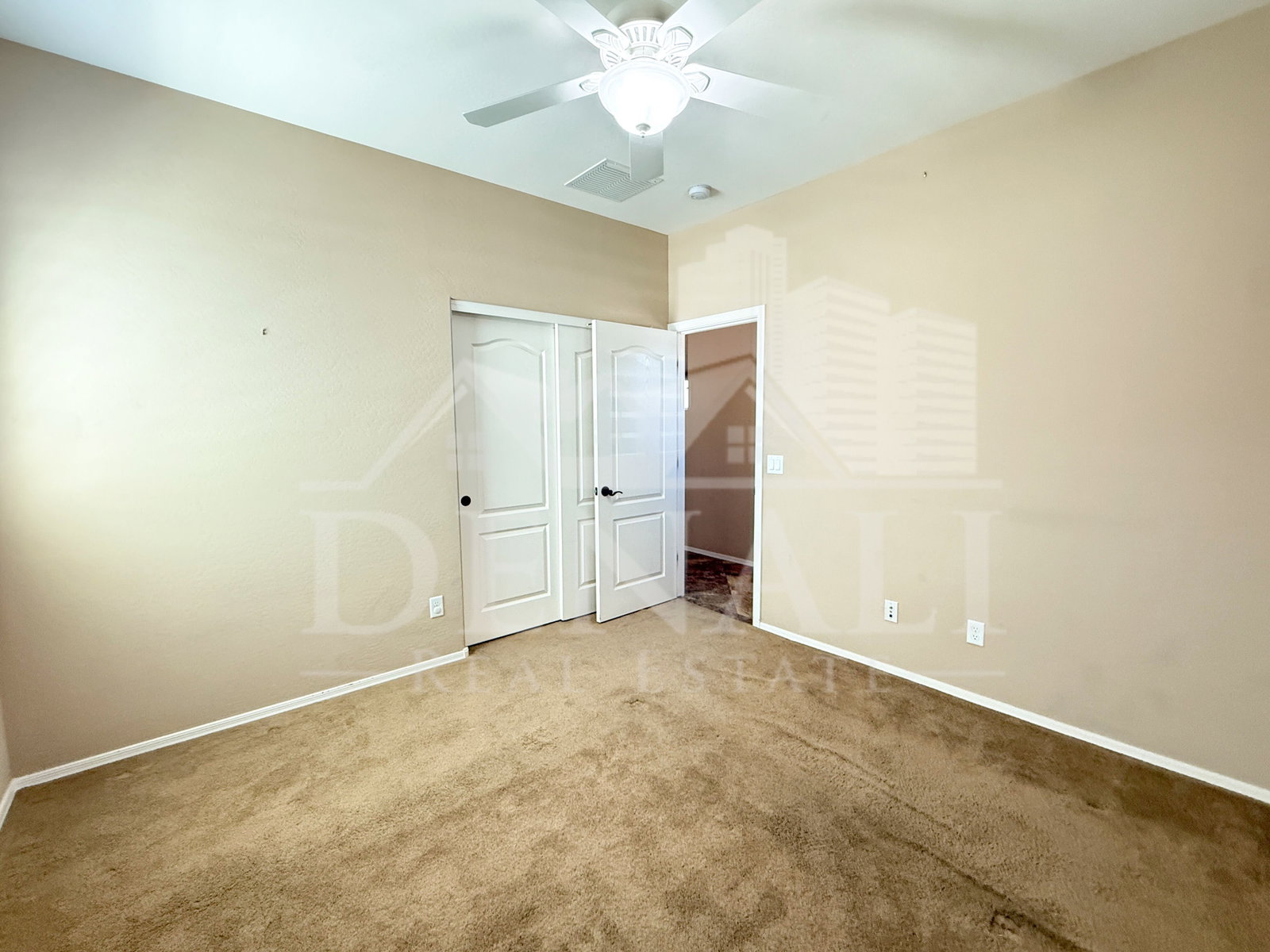 Gallery Image 22