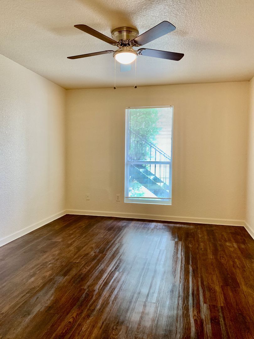 Gallery Image 8