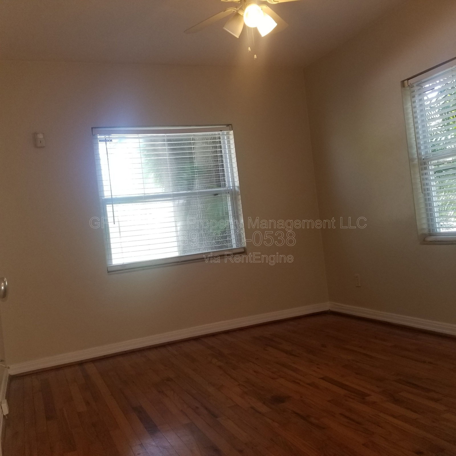 Gallery Image 15
