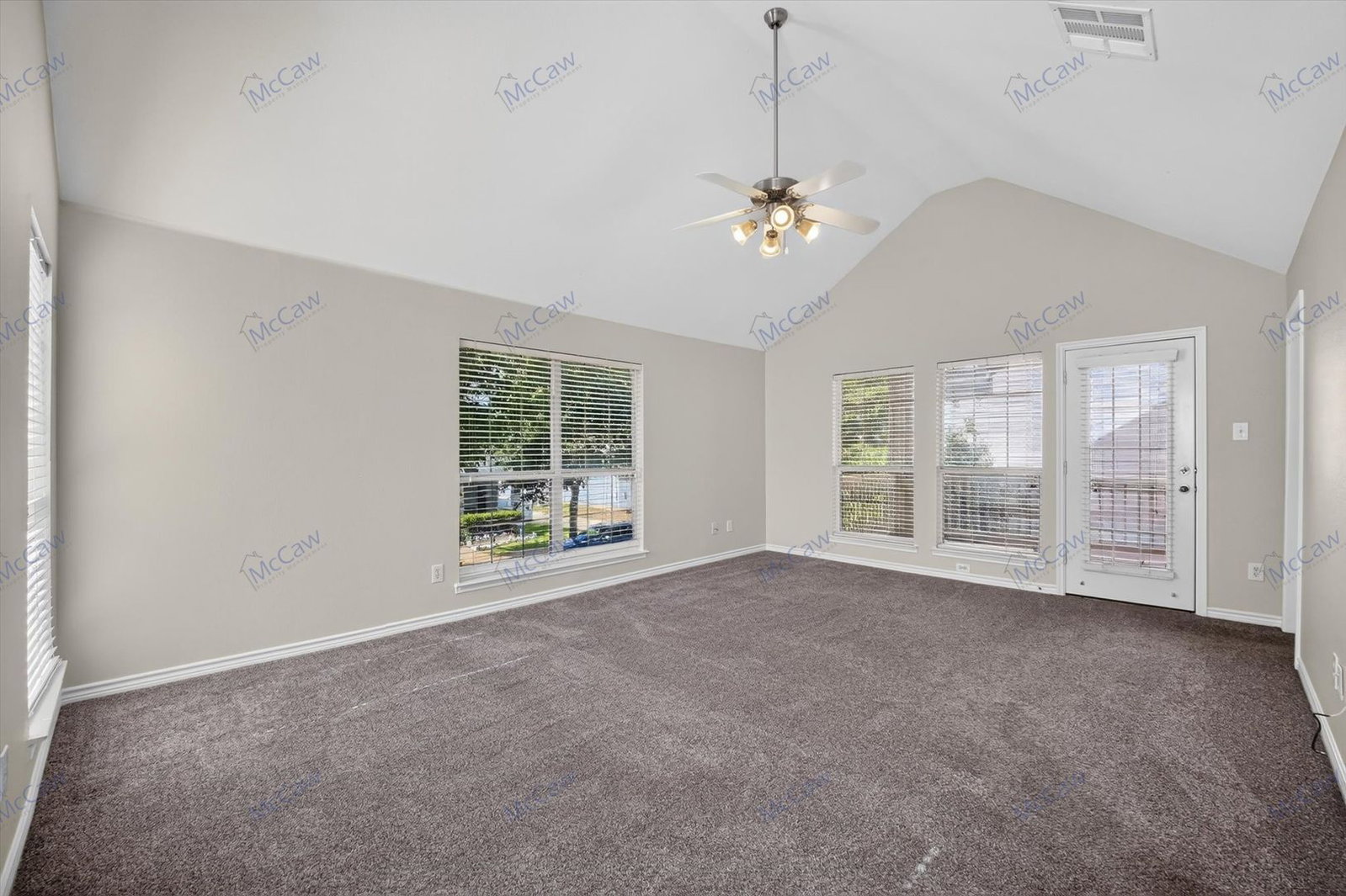 Gallery Image 19