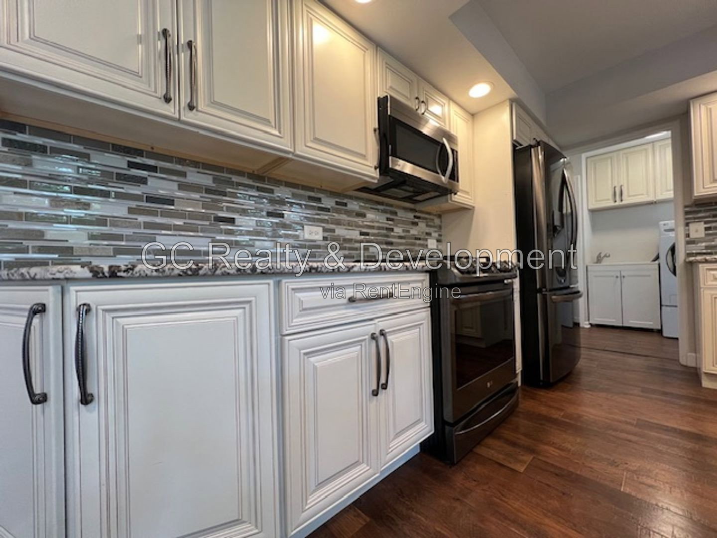 Gallery Image 15
