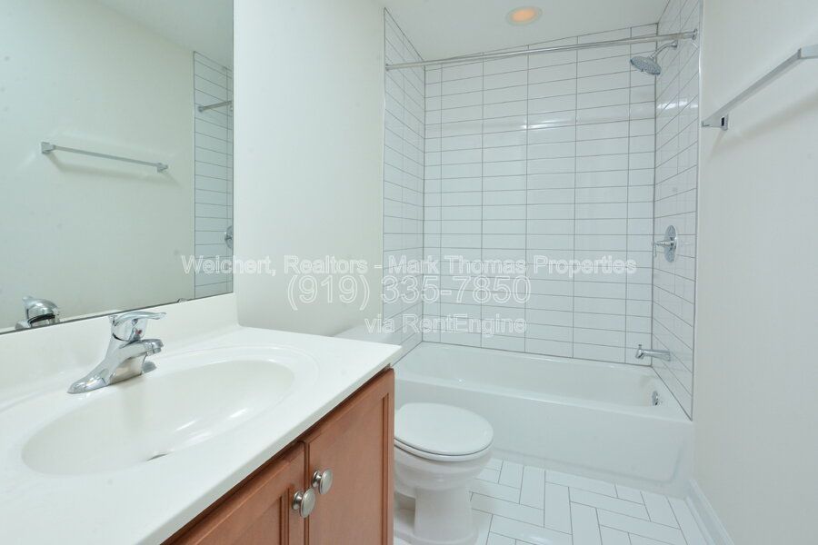 Gallery Image 22