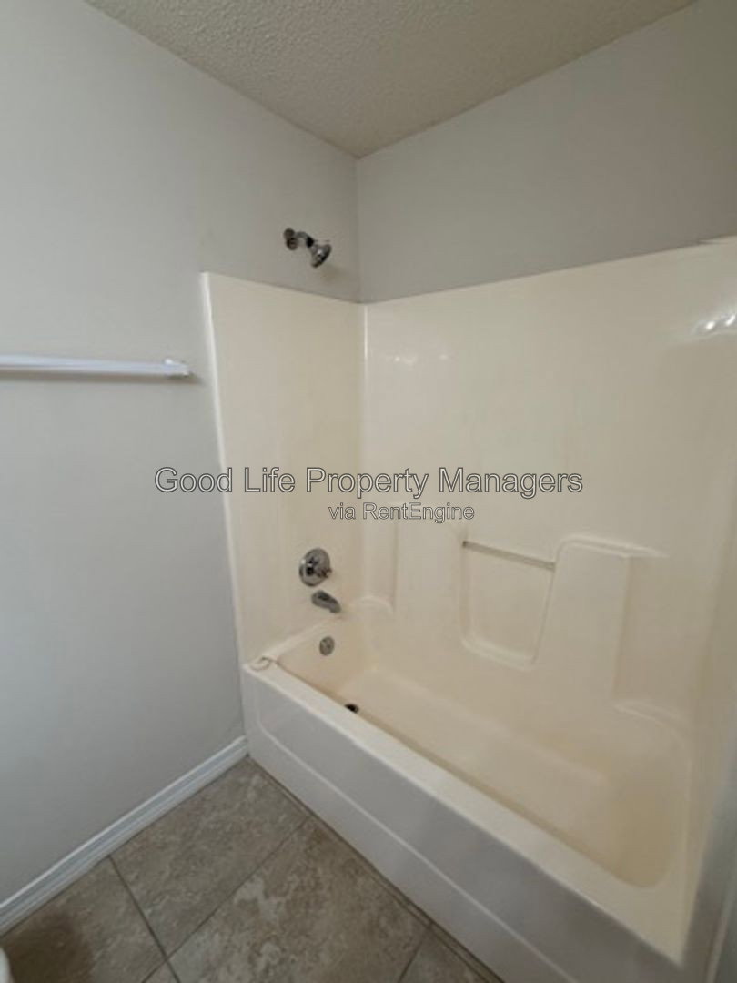 Gallery Image 19