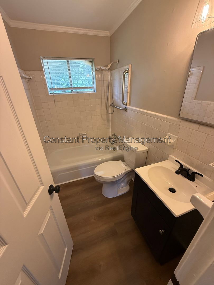 Gallery Image 11