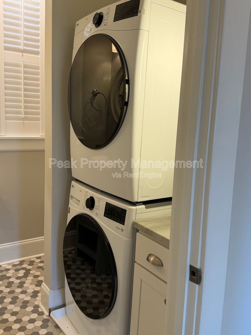 Gallery Image 9
