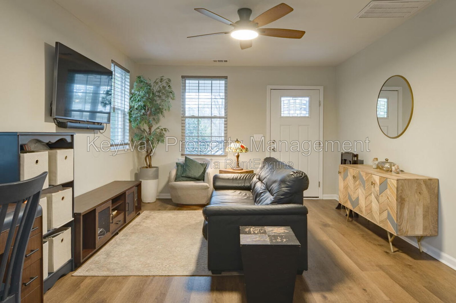 Gallery Image 13