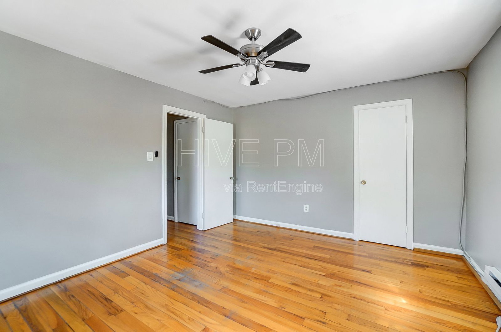Gallery Image 16