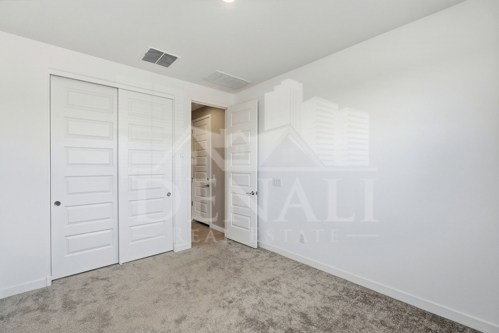 Gallery Image 19