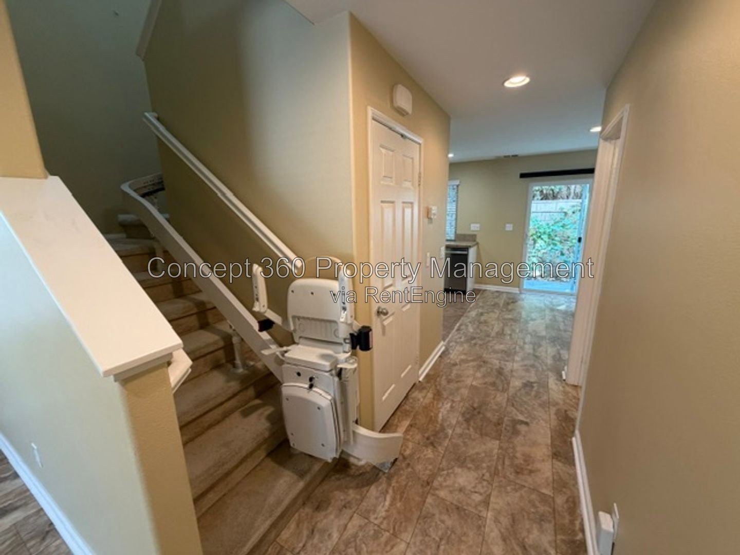Gallery Image 13