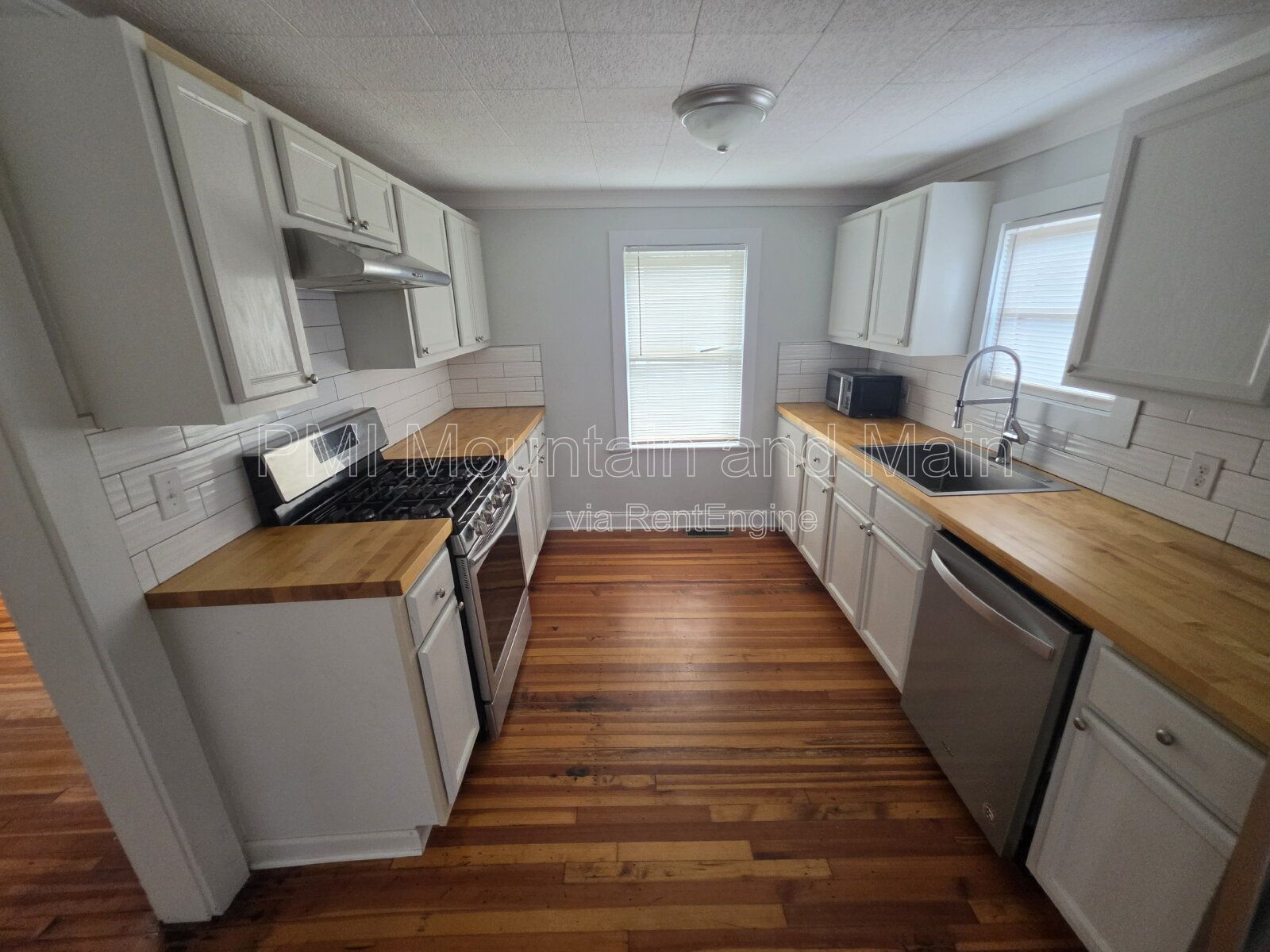 Gallery Image 14