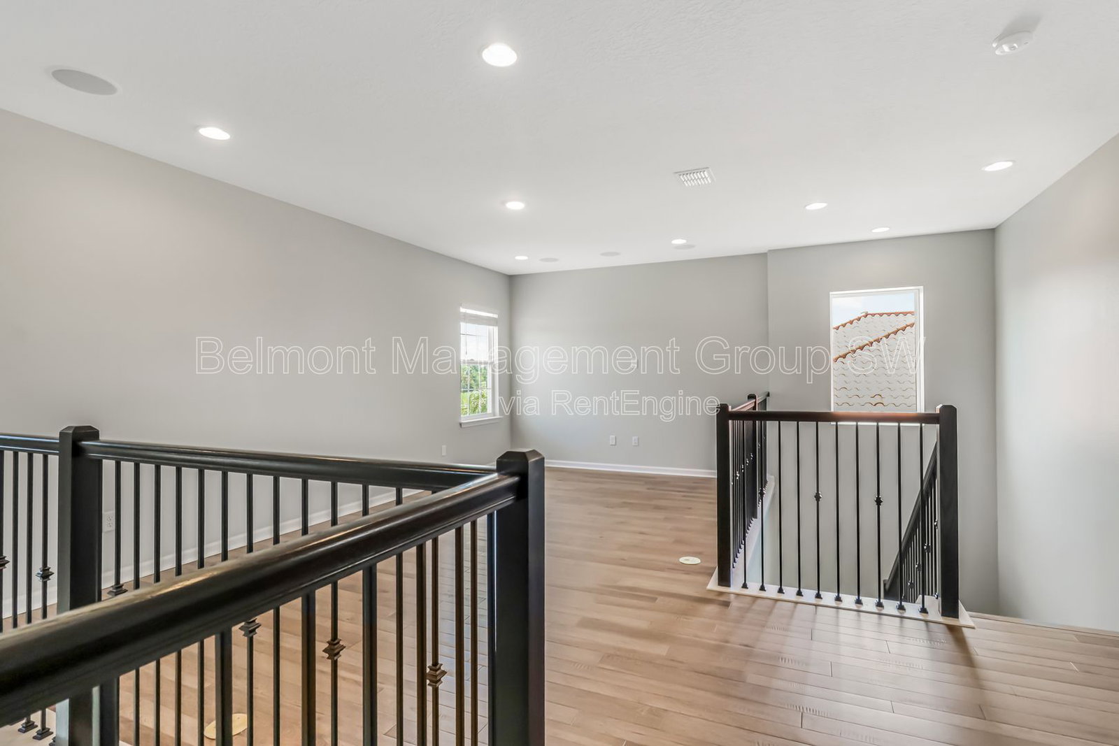 Gallery Image 16
