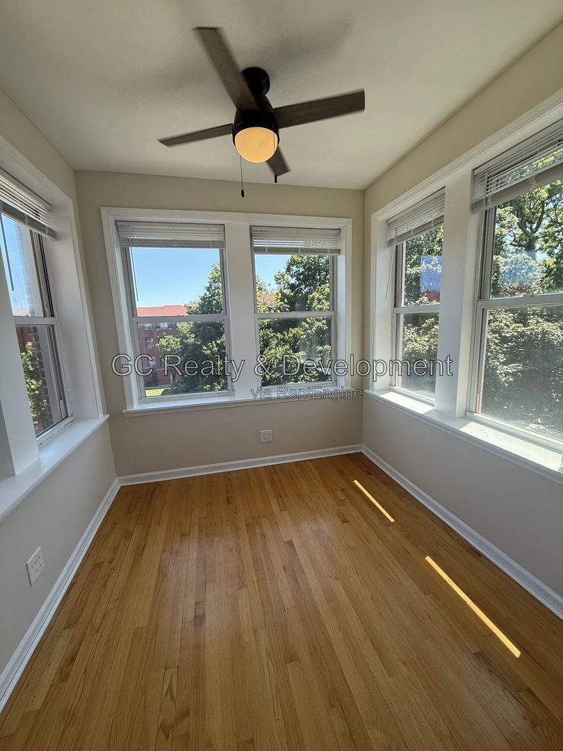 Gallery Image 10
