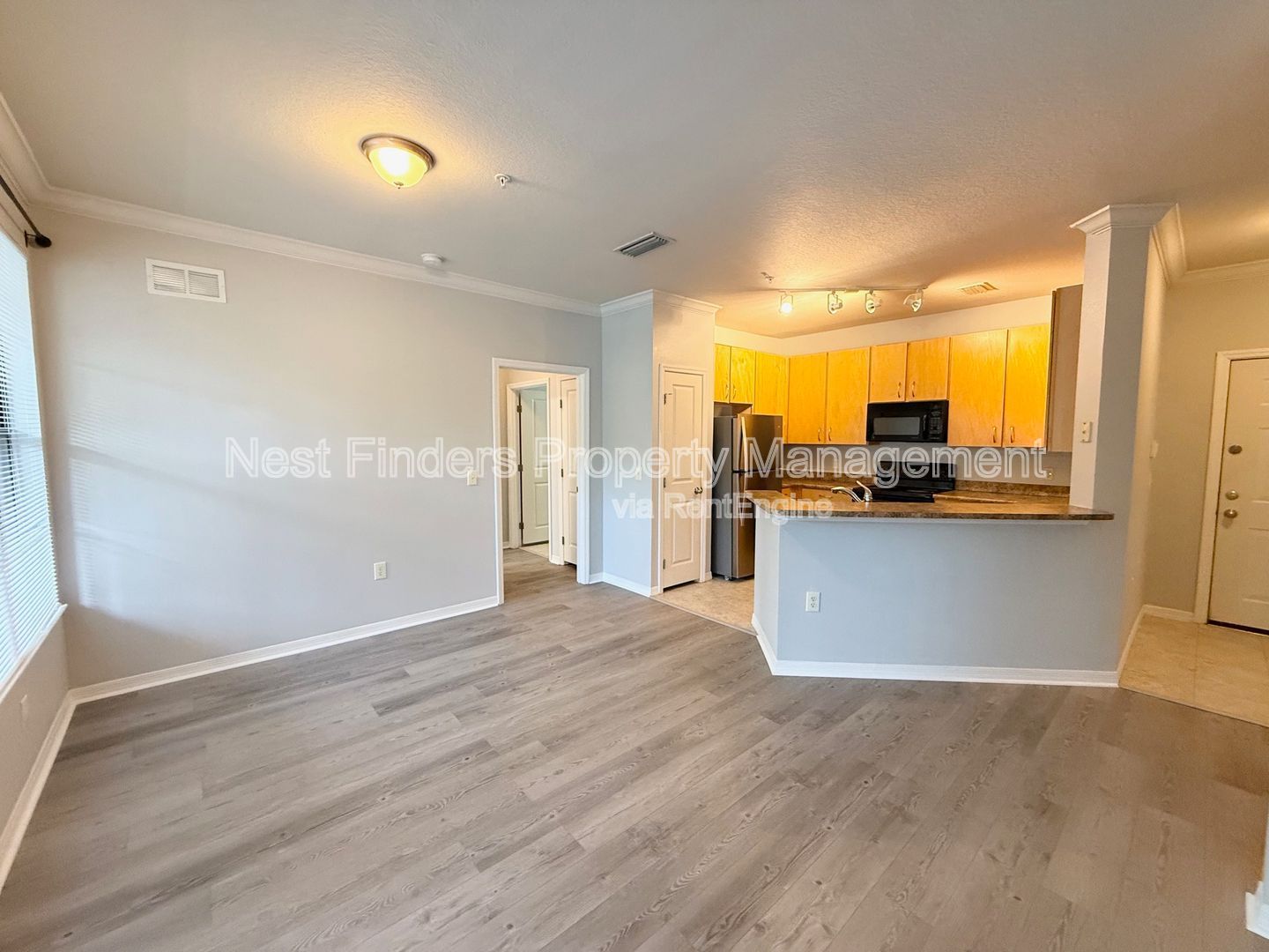 Gallery Image 0