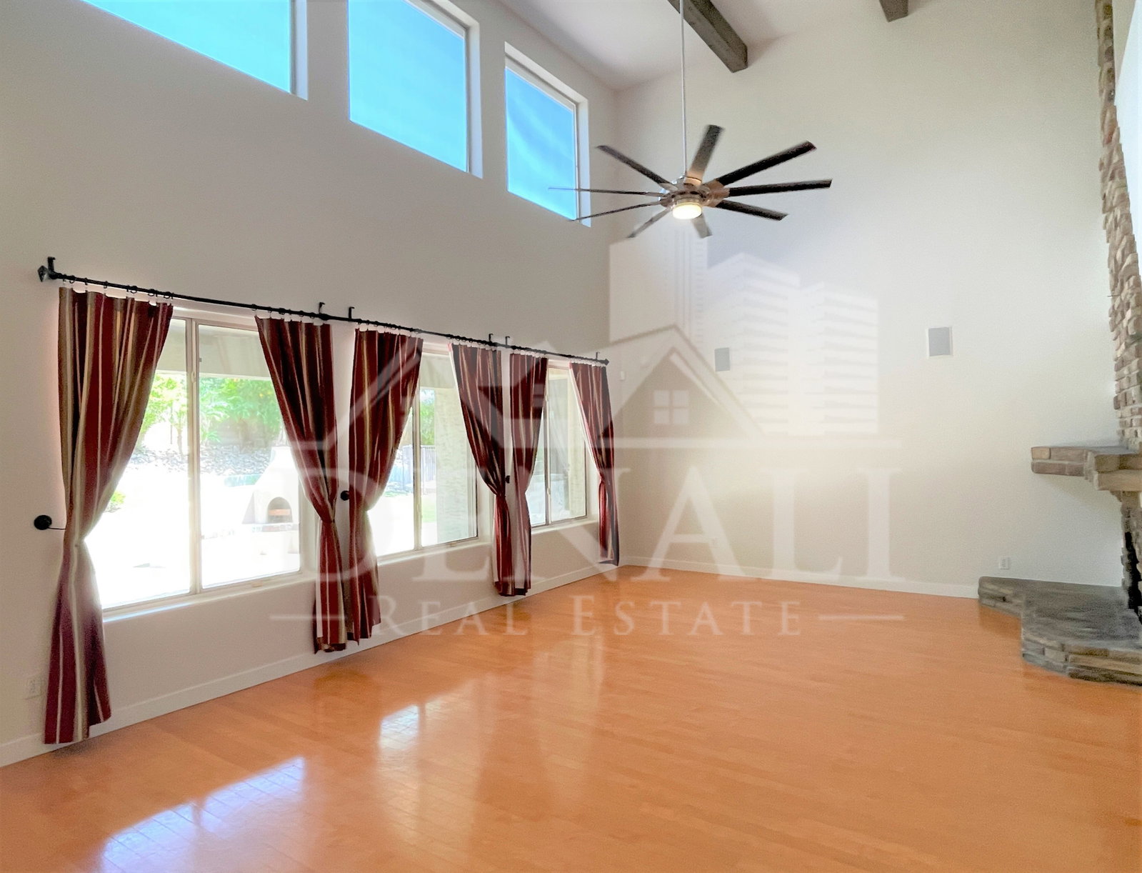Gallery Image 10