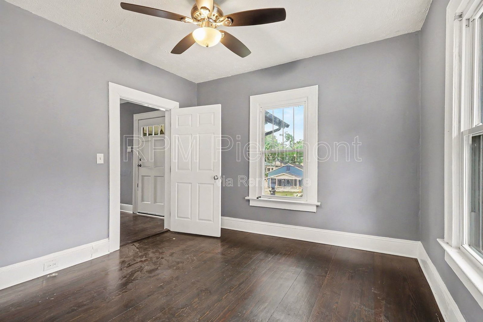 Gallery Image 18