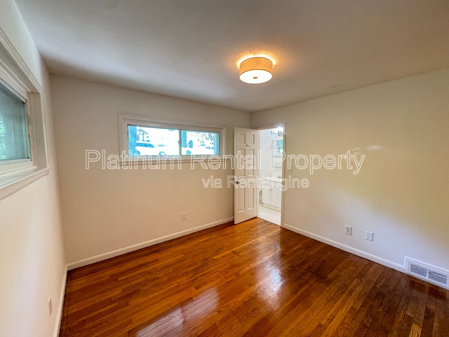 Gallery Image 30