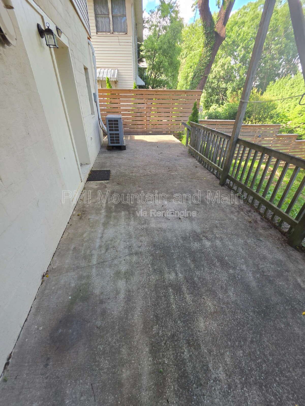 Gallery Image 30