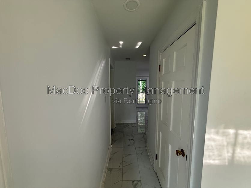 Gallery Image 32