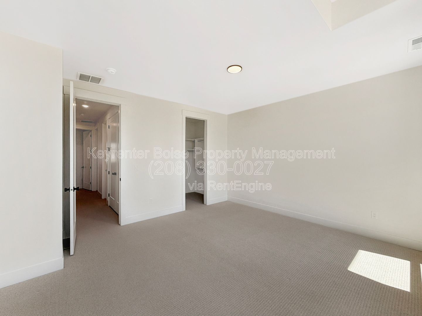 Gallery Image 16