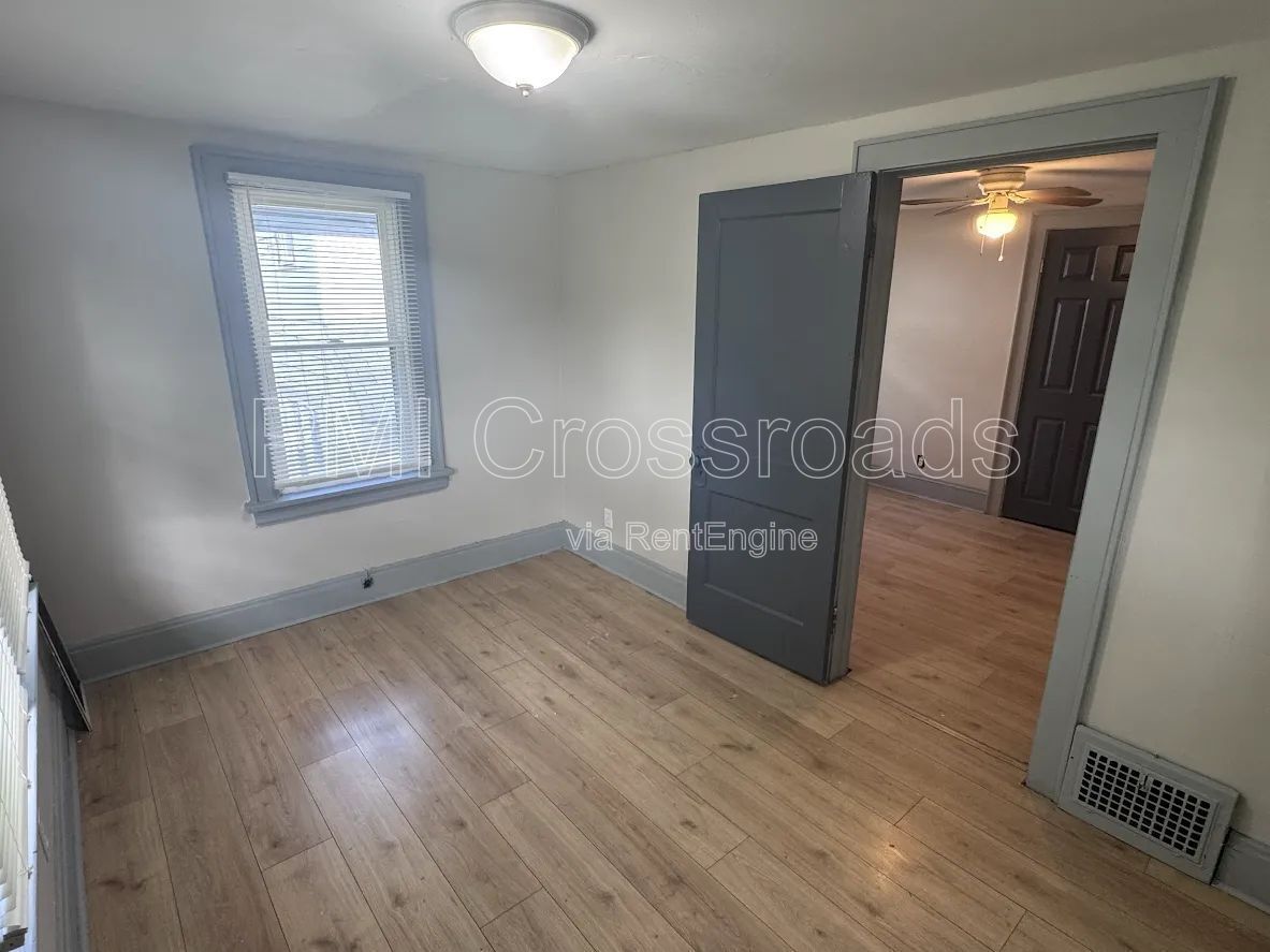 Gallery Image 19