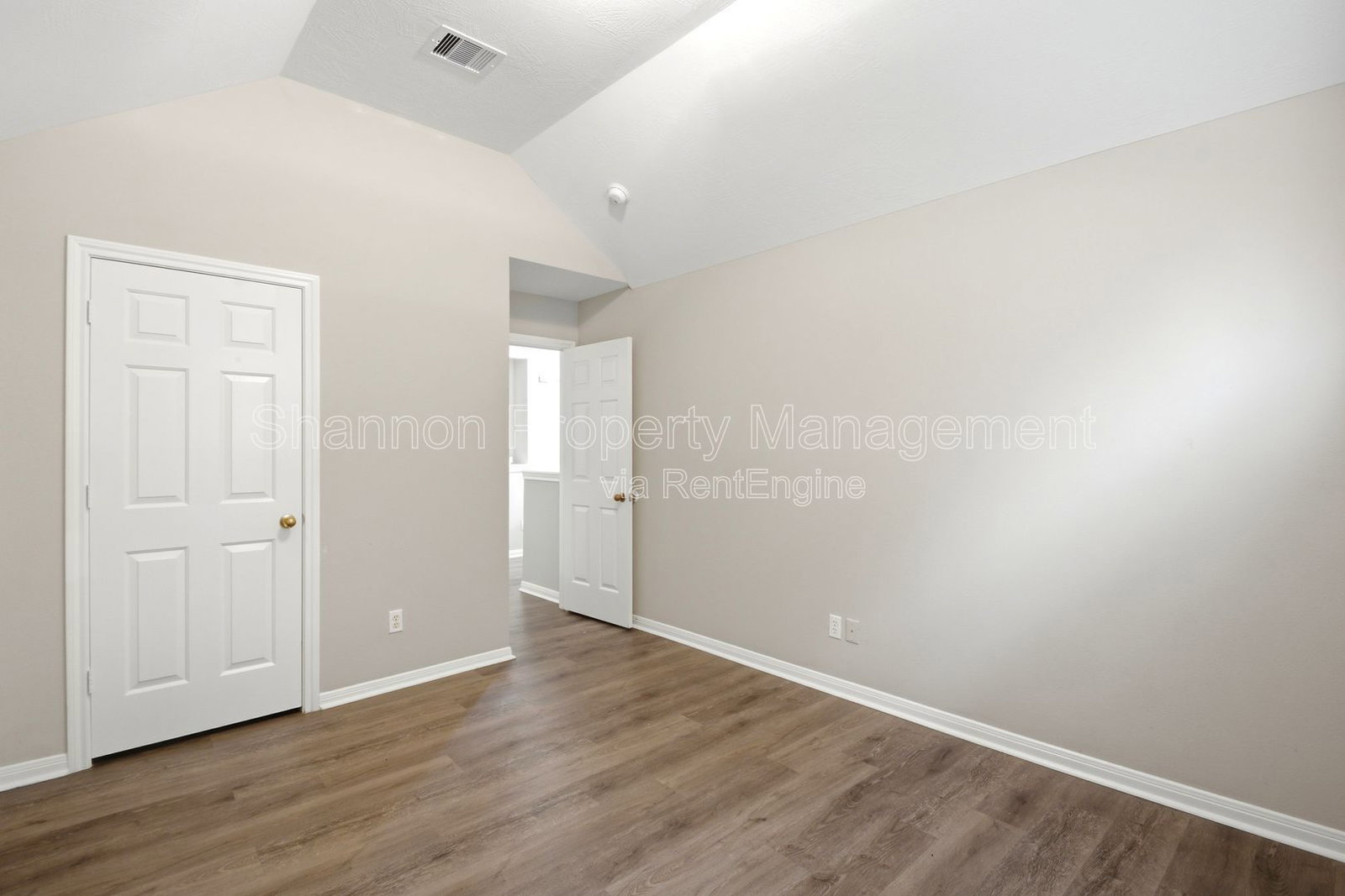 Gallery Image 20