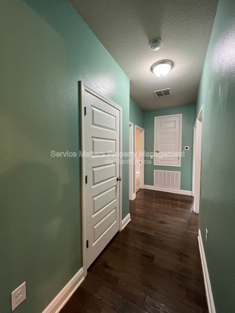 Gallery Image 19