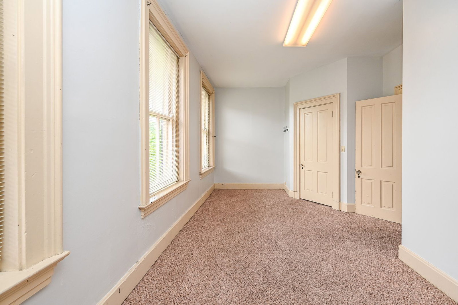 Gallery Image 18