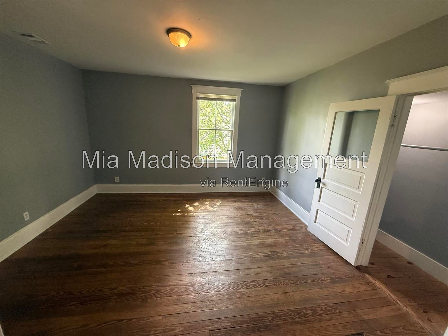 Gallery Image 25