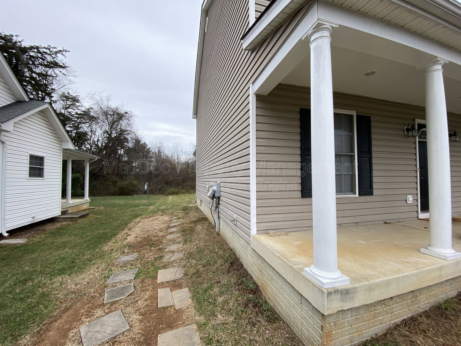 Gallery Image 0