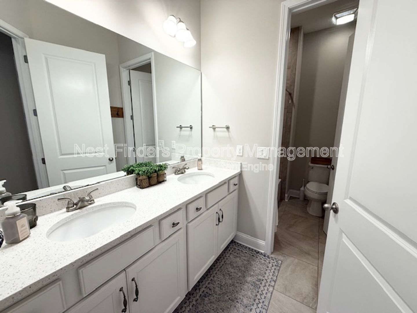 Gallery Image 43