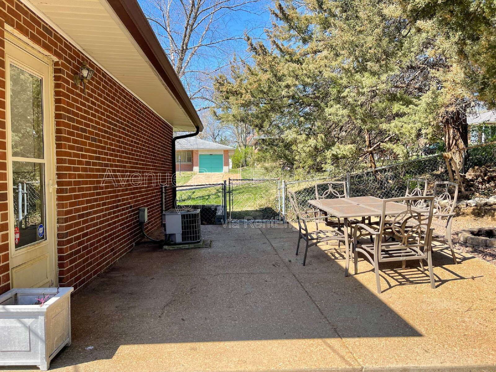 Gallery Image 17